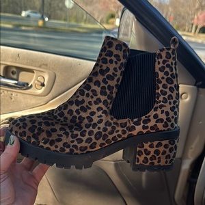 7 For All Mankind Brown and Black Ankle Boots